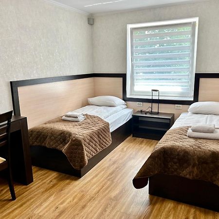 Hotel Koral แชร์นิฟซี ภายนอก รูปภาพ