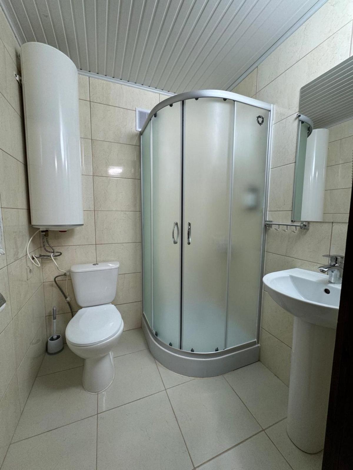 Hotel Koral แชร์นิฟซี ภายนอก รูปภาพ